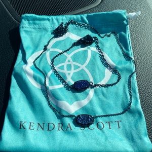 Kendra Scott necklace